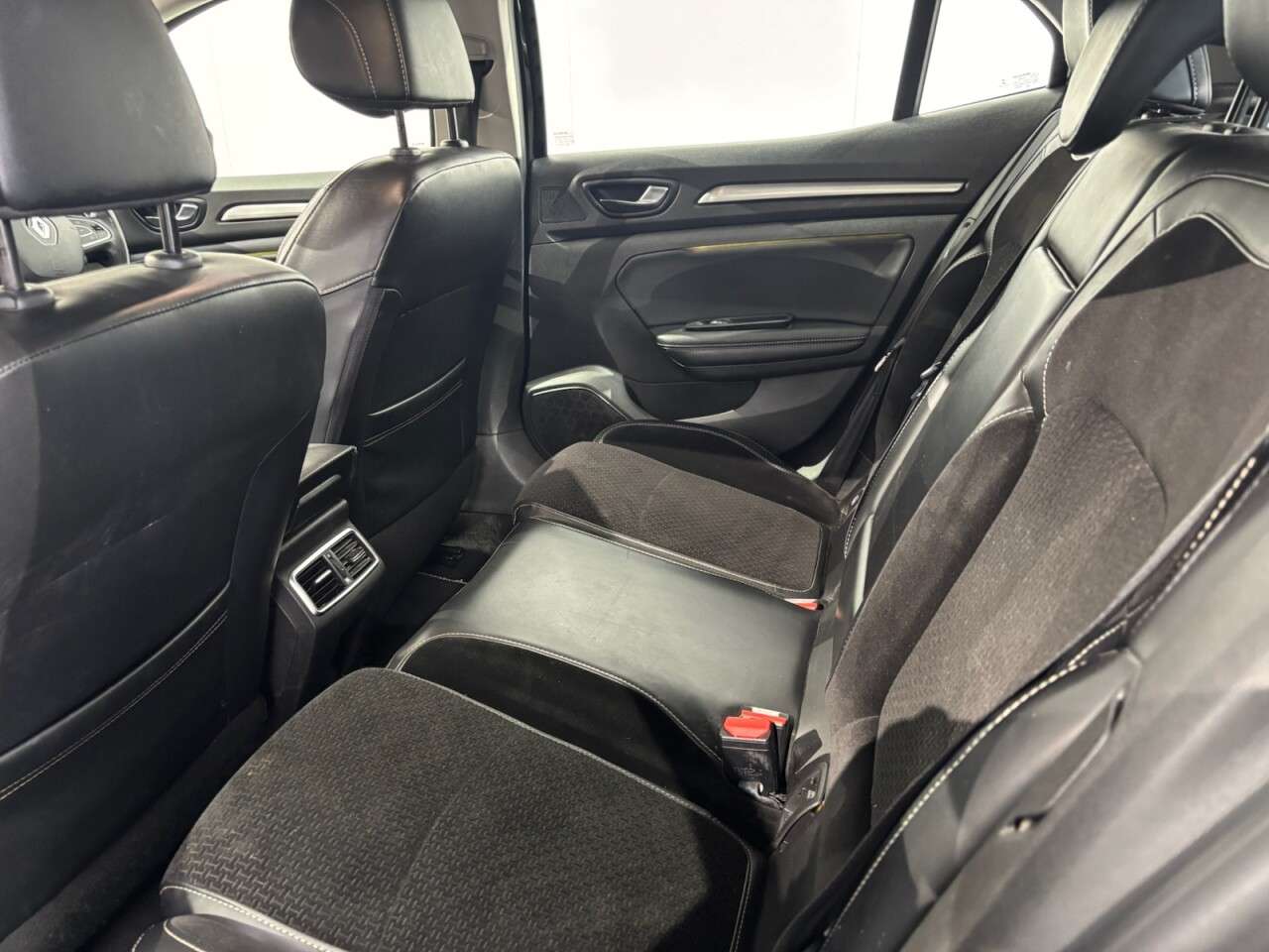 2017 RENAULT MEGANE 2017 RENAULT MEGANE