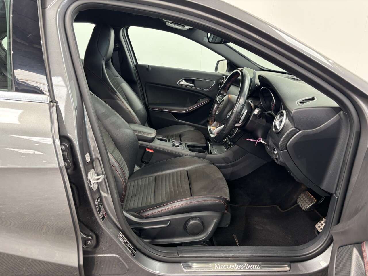 2017 MERCEDES-BENZ A-CLASS 2017 MERCEDES-BENZ A-CLASS