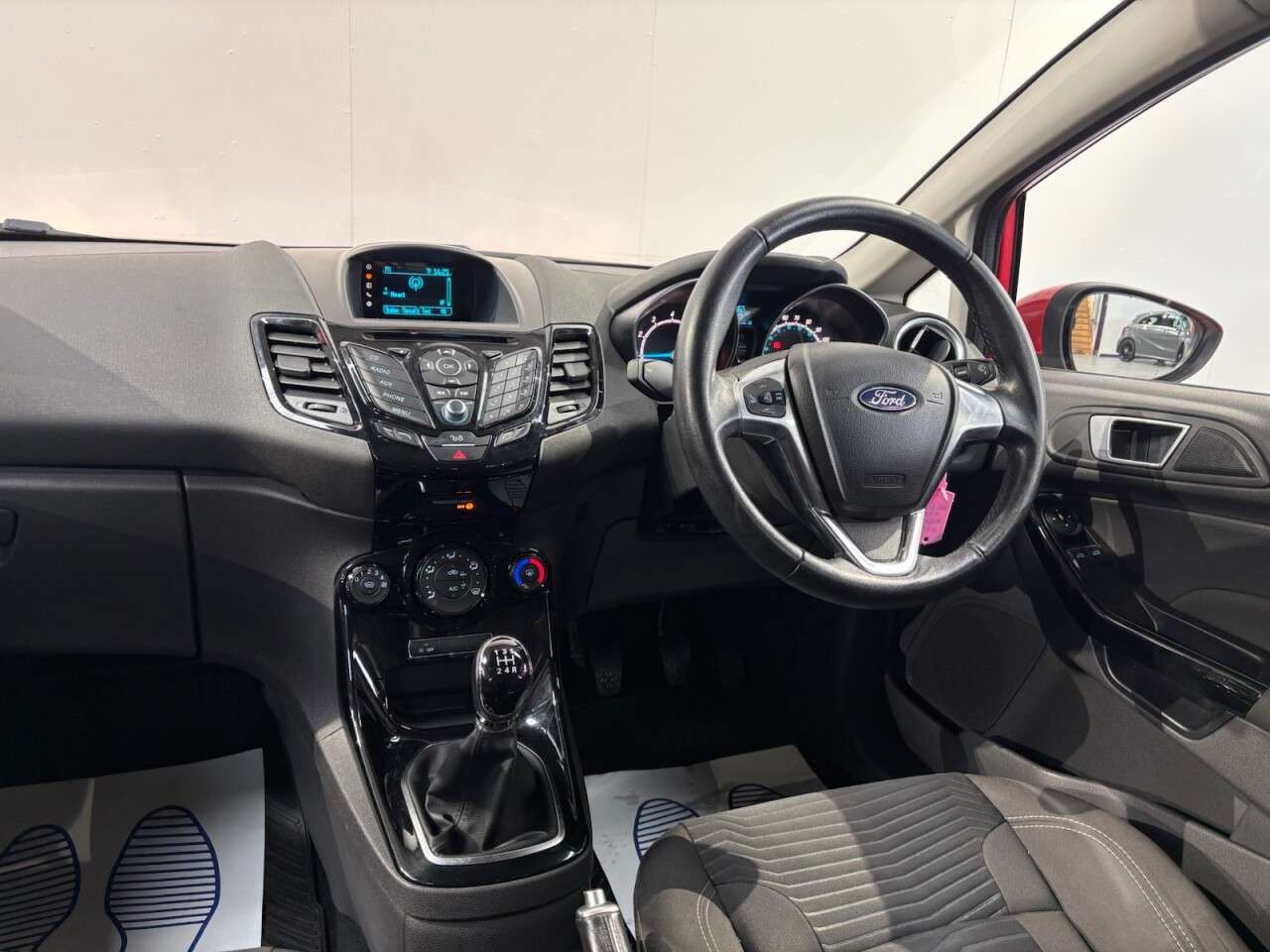 2015 FORD FIESTA 2015 FORD FIESTA