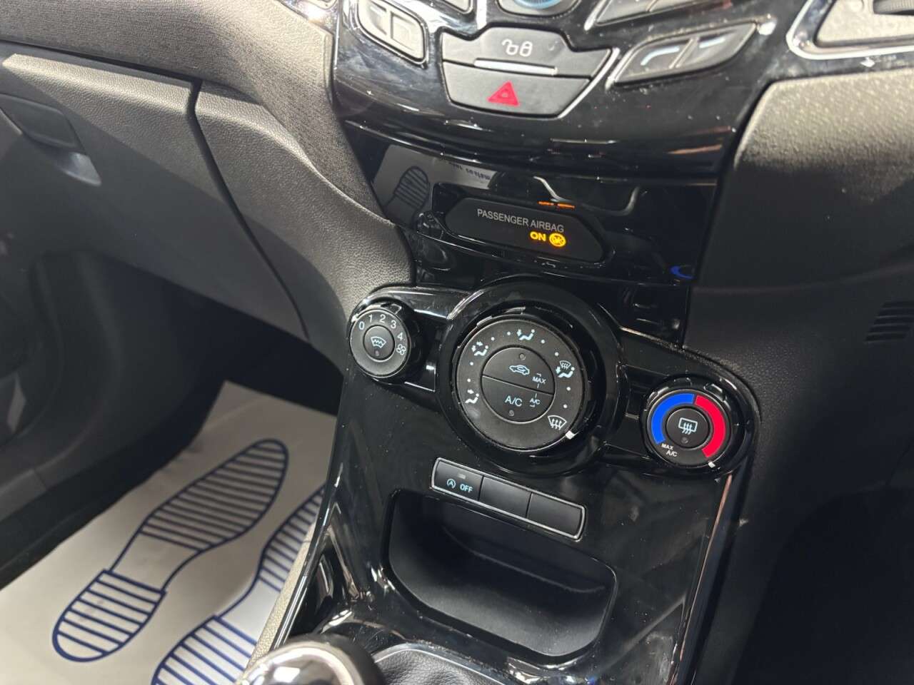 2015 FORD FIESTA 2015 FORD FIESTA