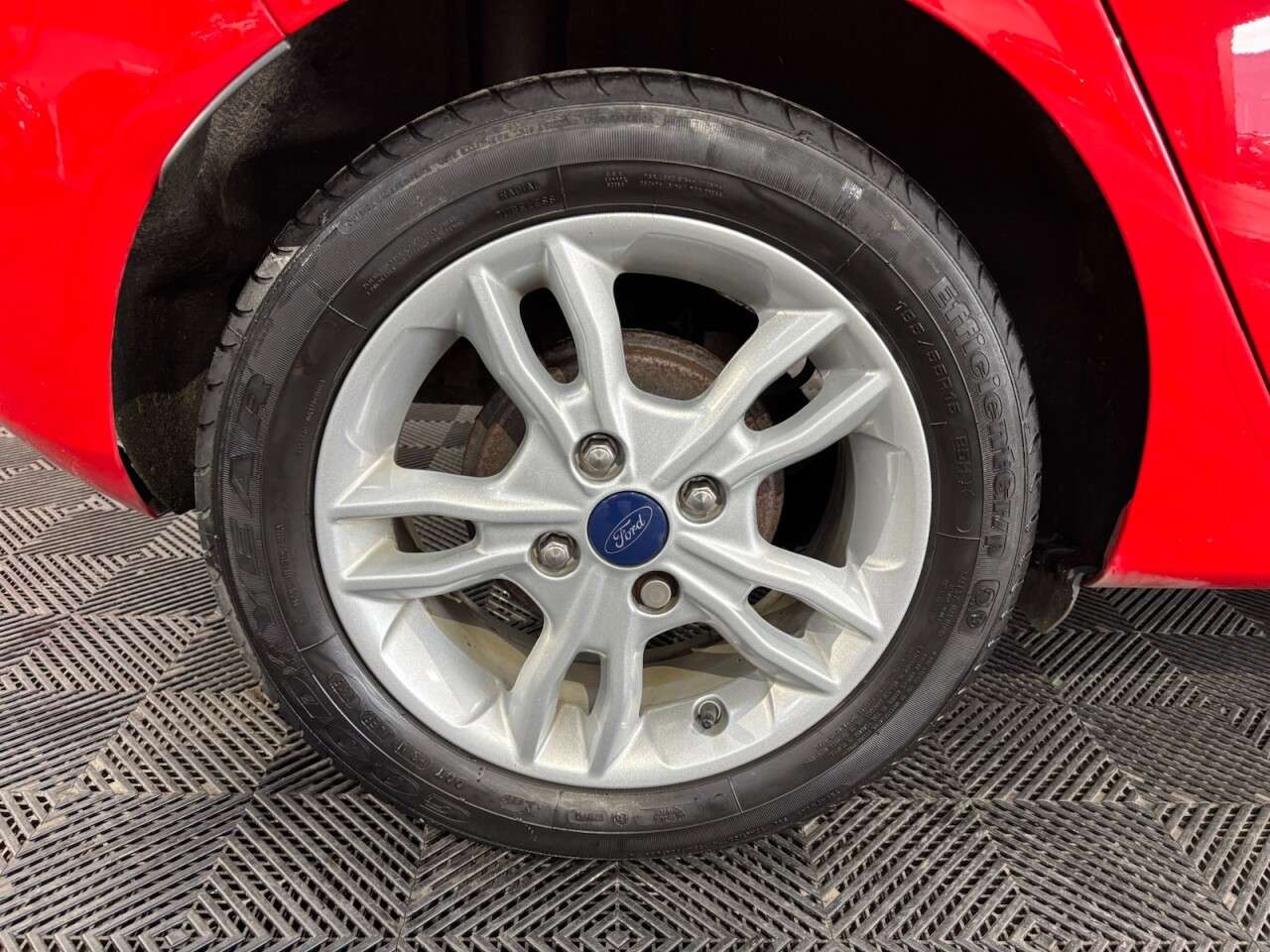 2015 FORD FIESTA 2015 FORD FIESTA