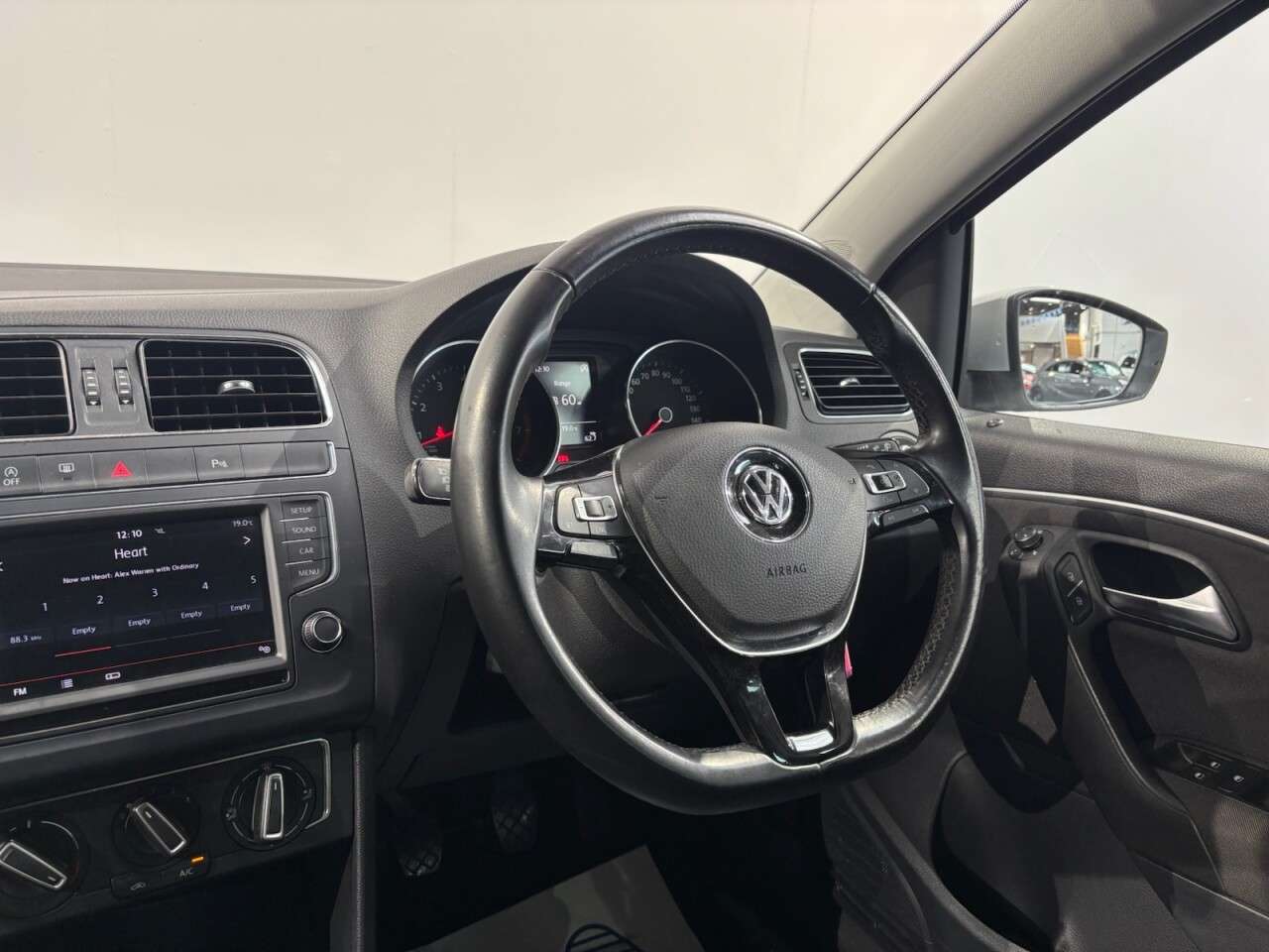 2014 VOLKSWAGEN POLO 2014 VOLKSWAGEN POLO