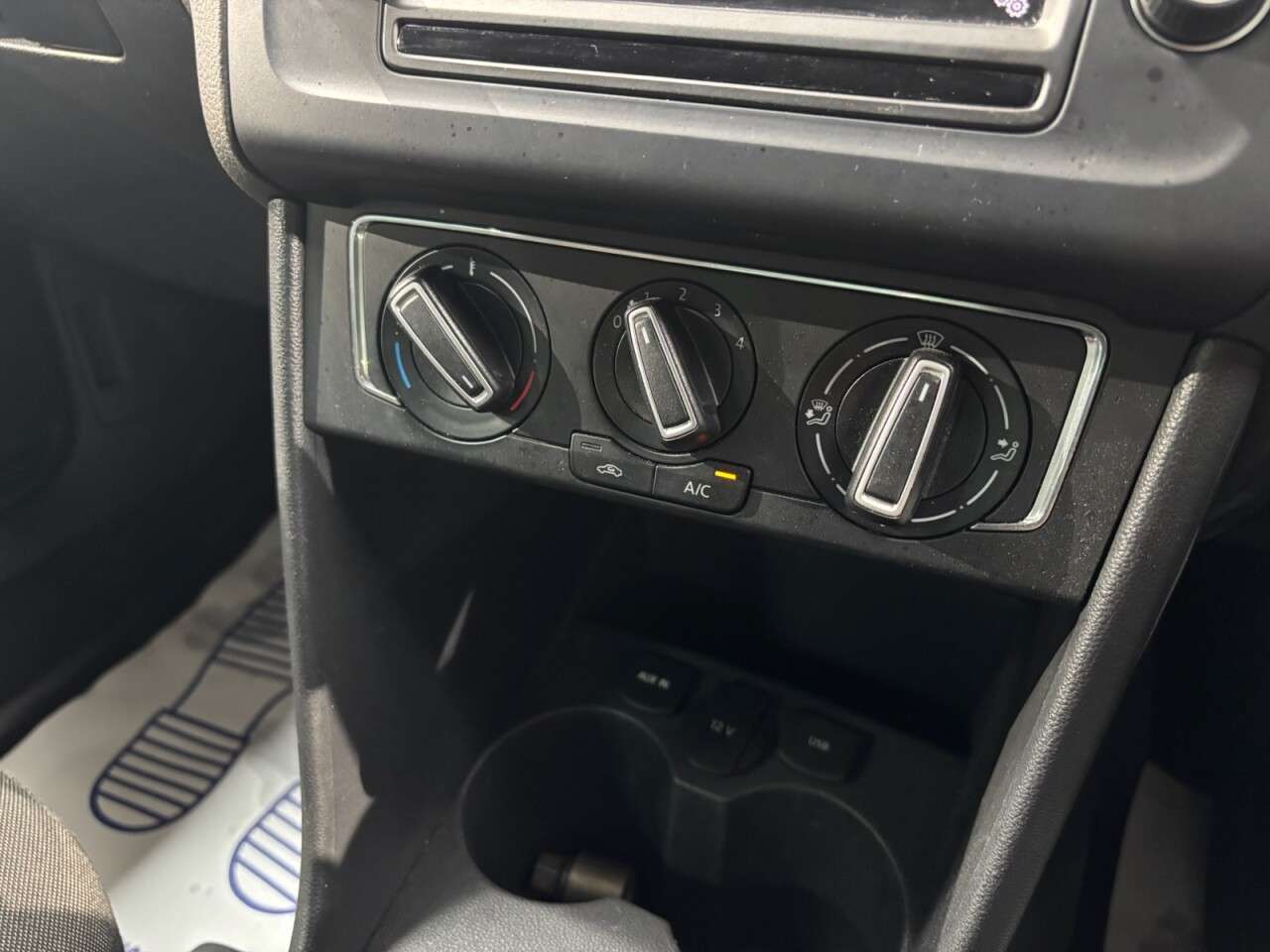 2014 VOLKSWAGEN POLO 2014 VOLKSWAGEN POLO