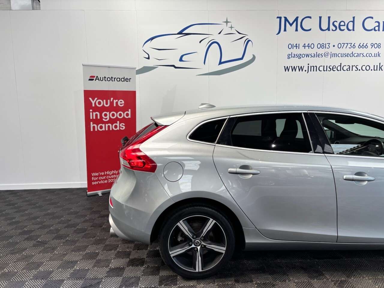 2018 VOLVO V40 2018 VOLVO V40