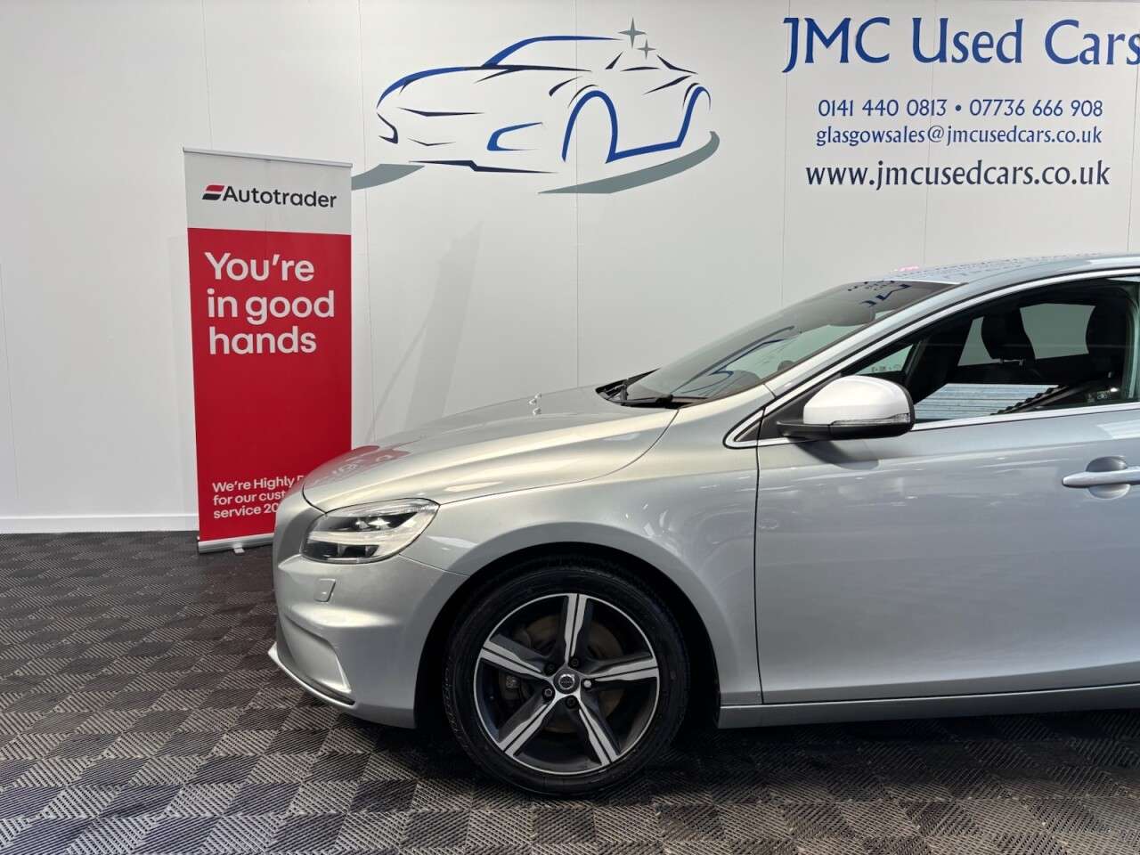 2018 VOLVO V40 2018 VOLVO V40
