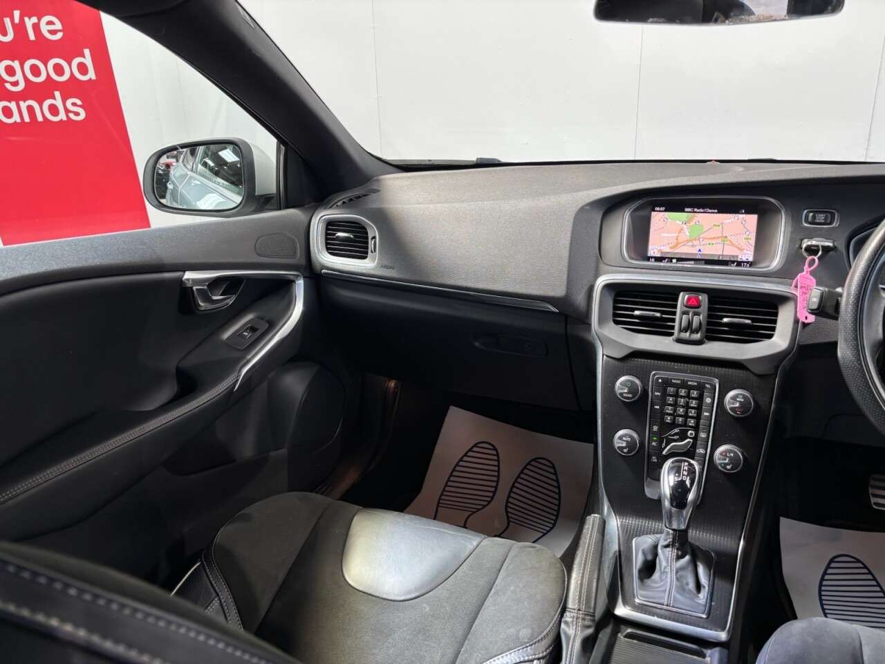 2018 VOLVO V40 2018 VOLVO V40