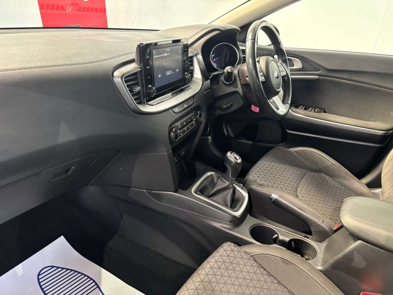 2021 KIA CEED 2021 KIA CEED