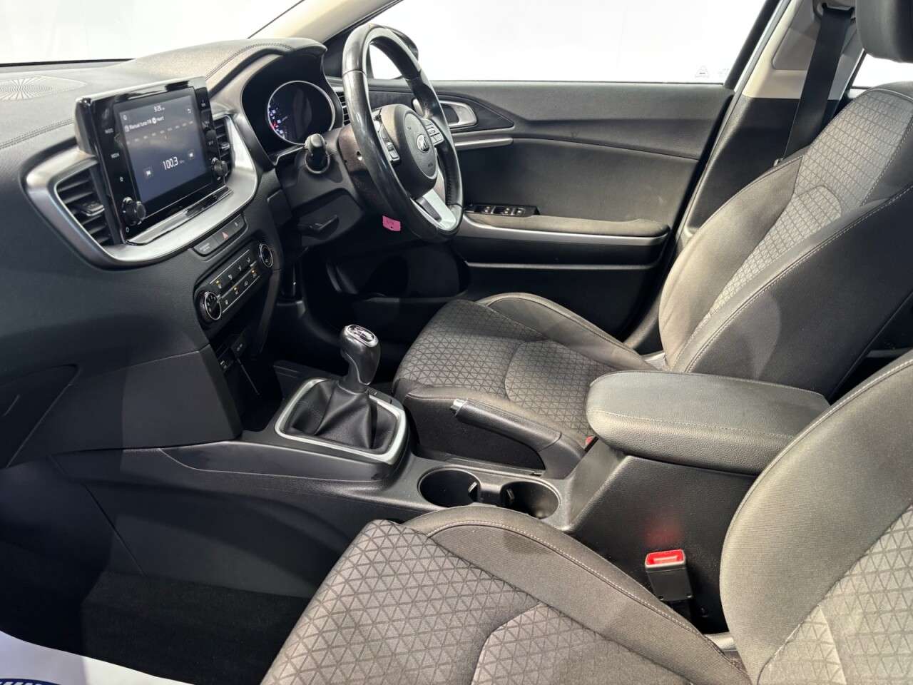 2021 KIA CEED 2021 KIA CEED