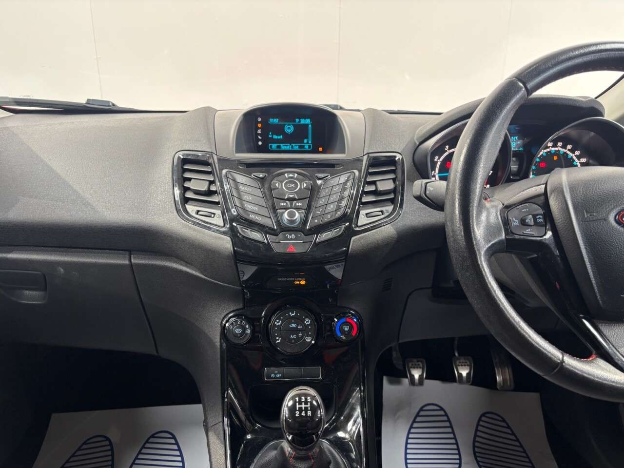 2015 FORD FIESTA 2015 FORD FIESTA