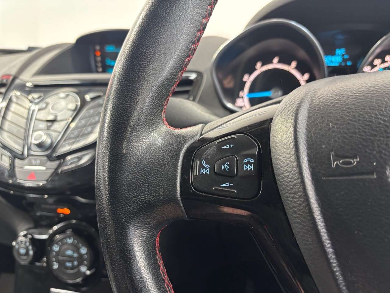 2015 FORD FIESTA 2015 FORD FIESTA