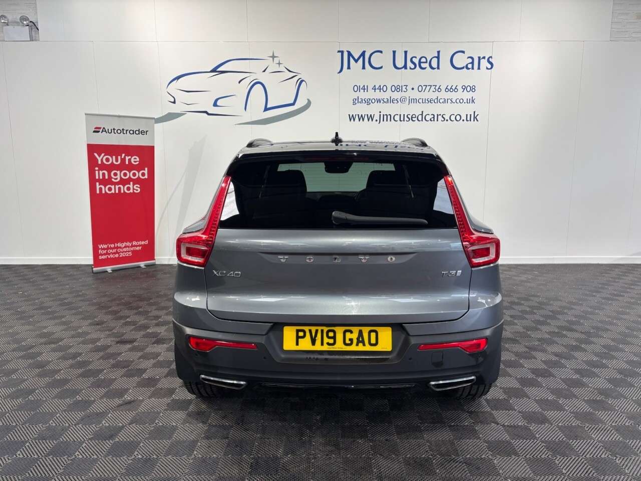 2019 VOLVO XC40 2019 VOLVO XC40