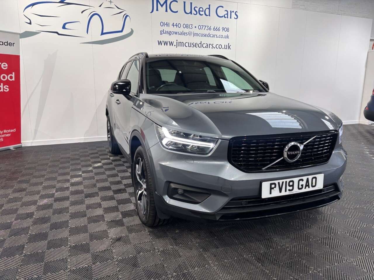 2019 VOLVO XC40 2019 VOLVO XC40