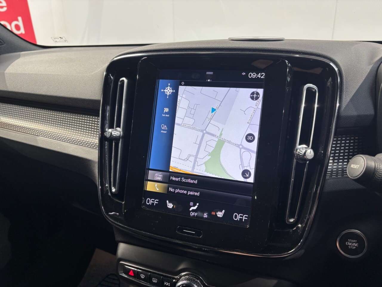 2019 VOLVO XC40 2019 VOLVO XC40