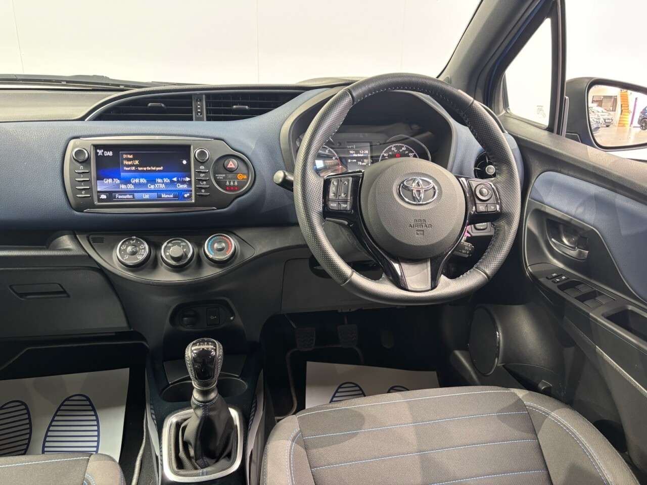 2018 TOYOTA YARIS 2018 TOYOTA YARIS