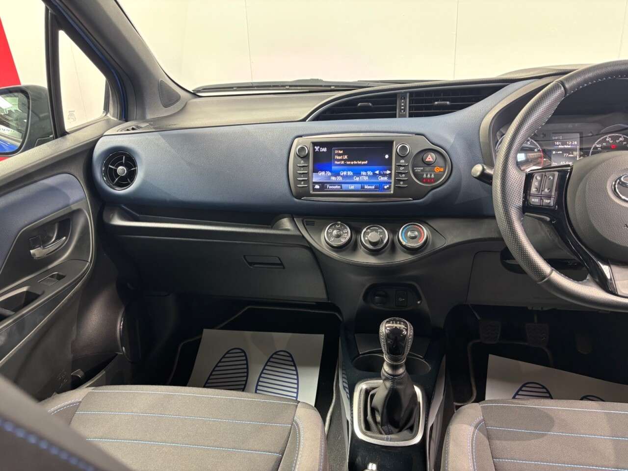 2018 TOYOTA YARIS 2018 TOYOTA YARIS