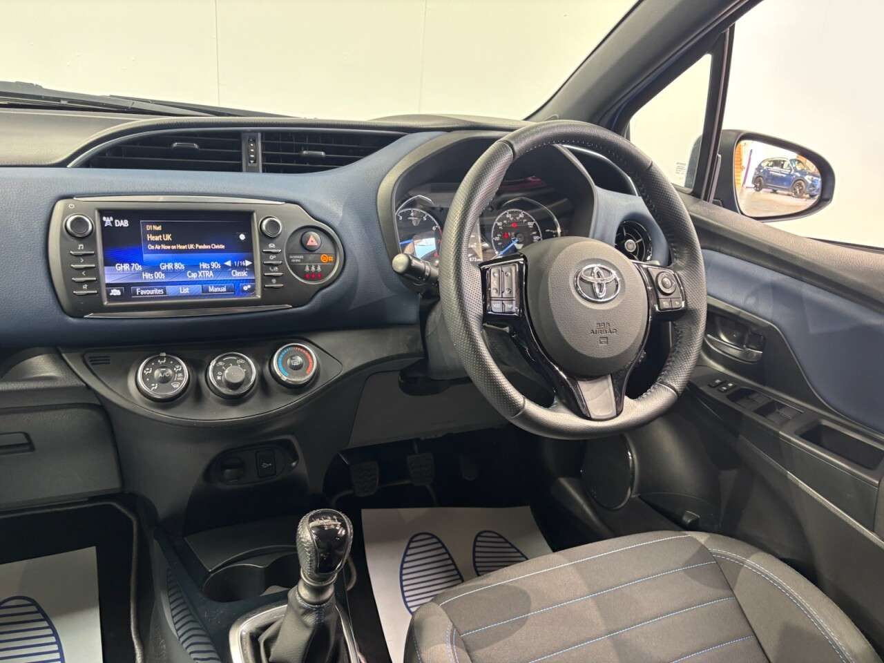 2018 TOYOTA YARIS 2018 TOYOTA YARIS