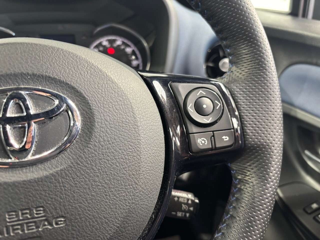 2018 TOYOTA YARIS 2018 TOYOTA YARIS