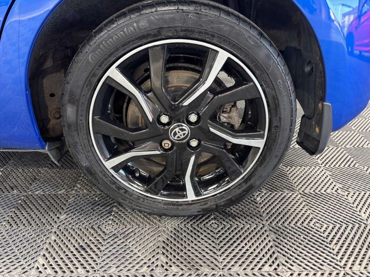 2018 TOYOTA YARIS 2018 TOYOTA YARIS