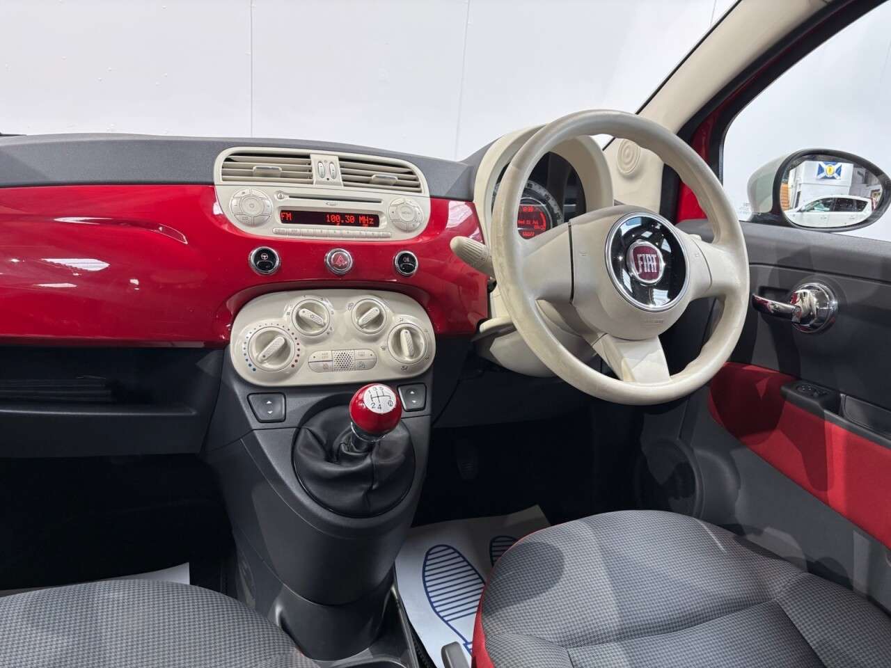2015 FIAT 500 2015 FIAT 500