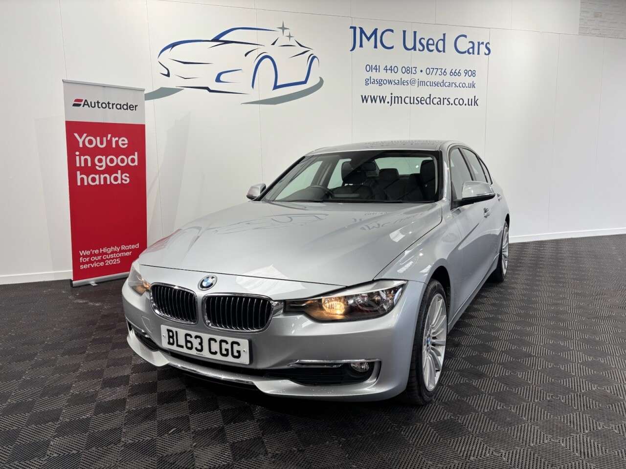 A 2013 BMW 3 SERIES 2.0 320d Luxury Saloon 4dr Diesel Auto xDrive Euro 5 (s/s) (184 ps) FULL LE A 2013 BMW 3 SERIES 2.0 320d Luxury Saloon 4dr Diesel Auto xDrive Euro 5 (s/s) (184 ps) FULL LE