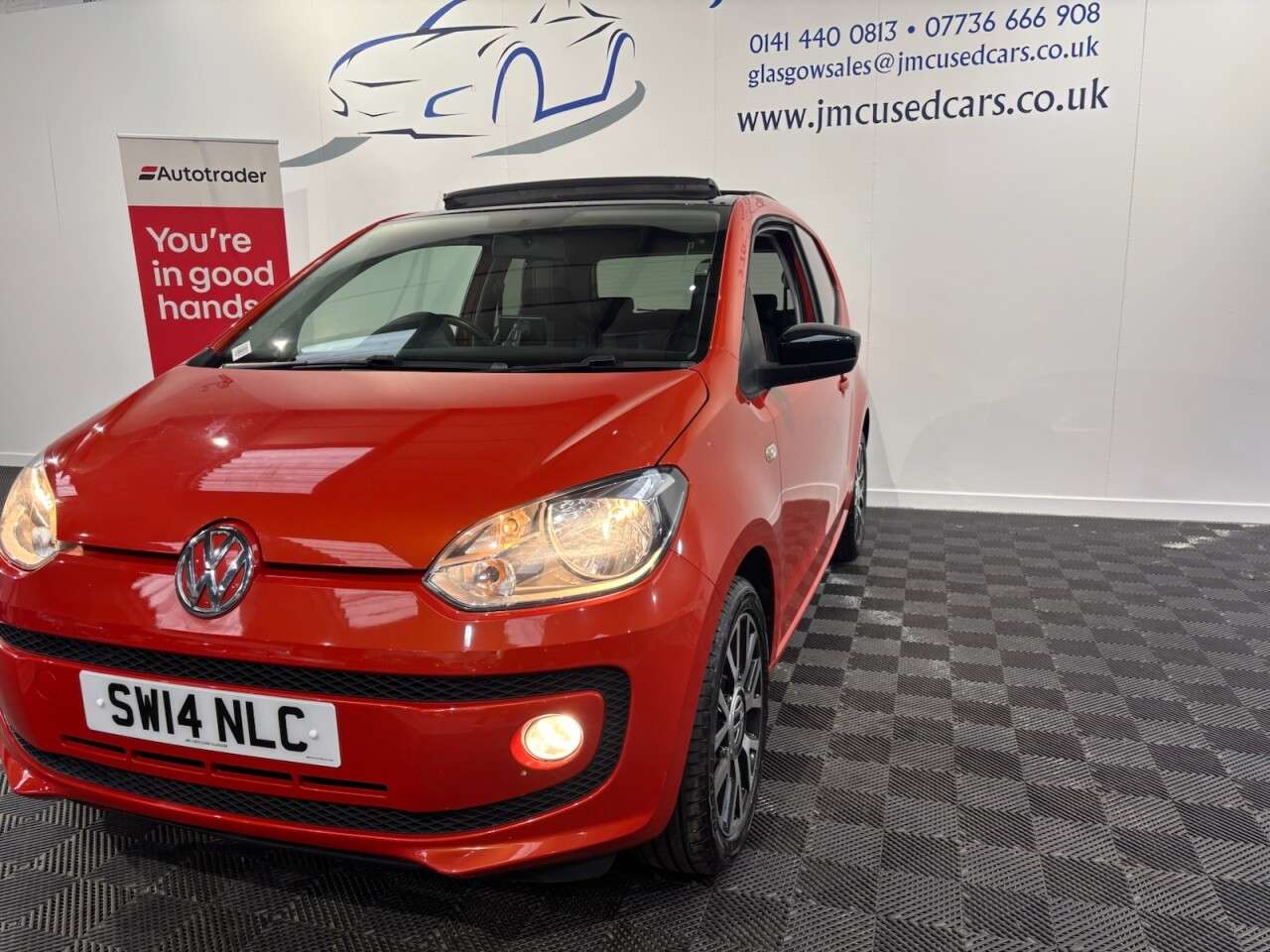 A 2014 VOLKSWAGEN UP! 1.0 Groove up! Hatchback 3dr Petrol Manual Euro 5 (75 ps) SAT NAV, ELECTRIC A 2014 VOLKSWAGEN UP! 1.0 Groove up! Hatchback 3dr Petrol Manual Euro 5 (75 ps) SAT NAV, ELECTRIC