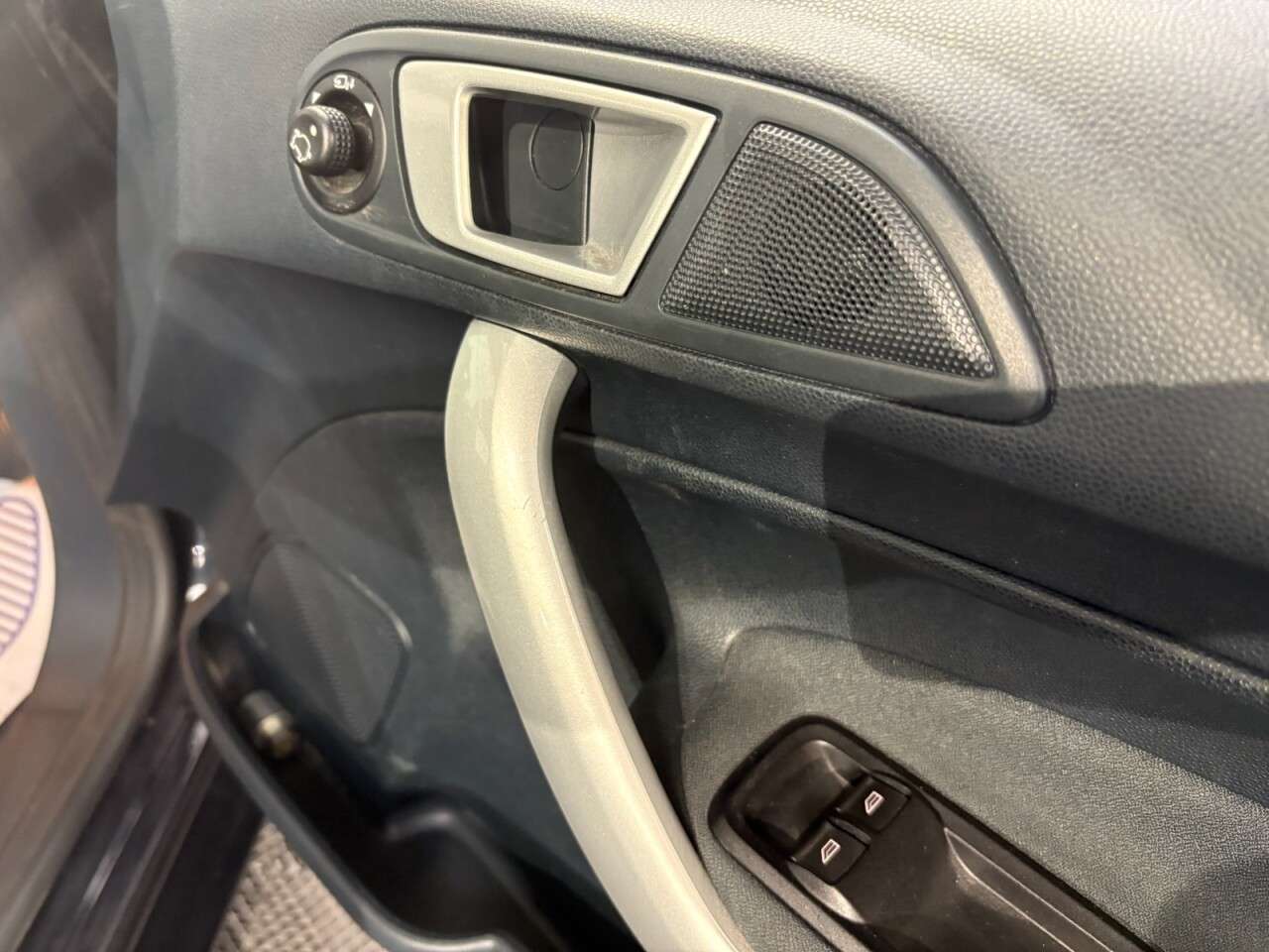 2012 FORD FIESTA 2012 FORD FIESTA