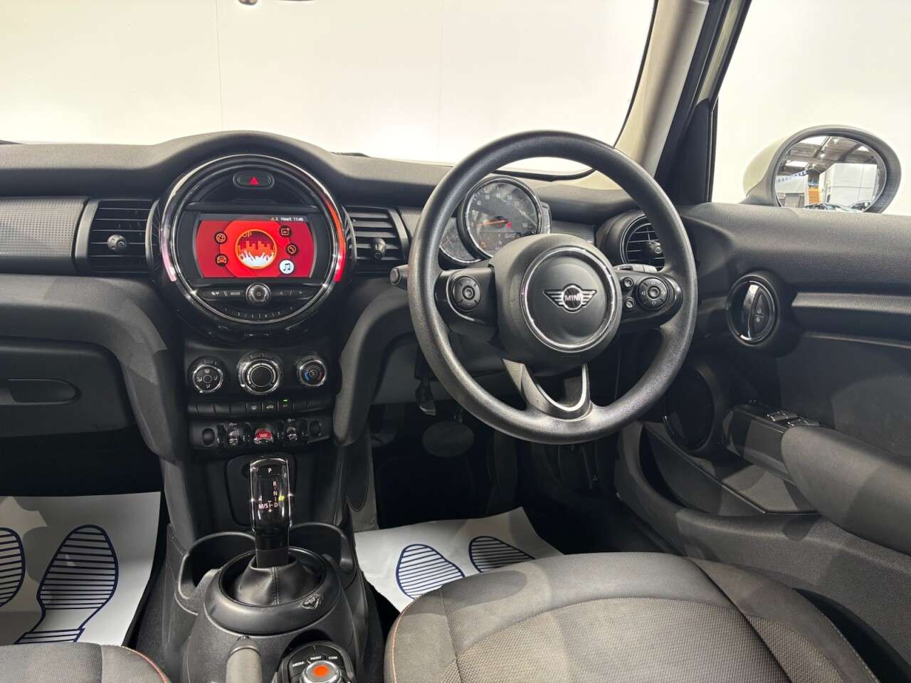 2018 MINI HATCH 2018 MINI HATCH