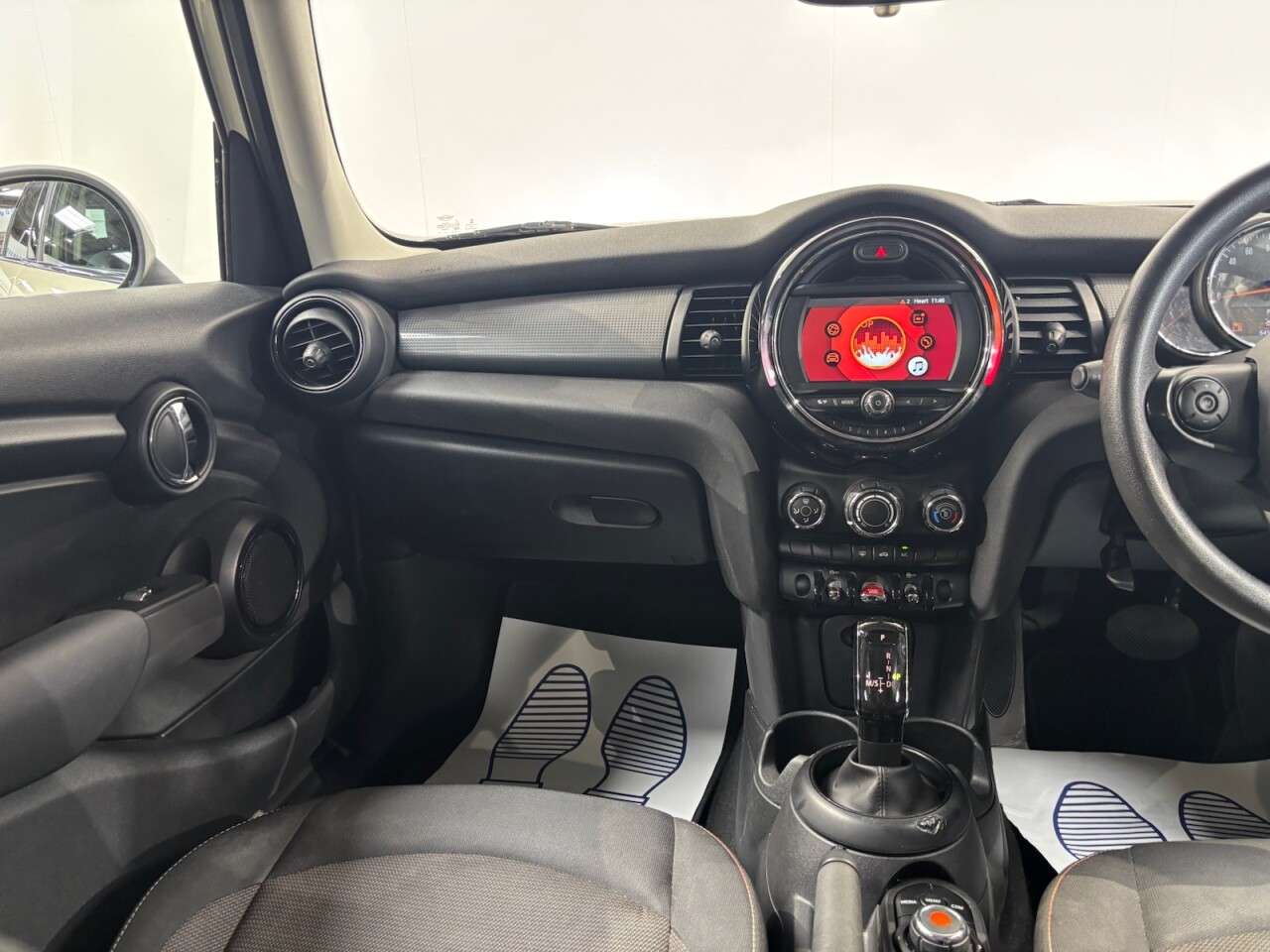 2018 MINI HATCH 2018 MINI HATCH