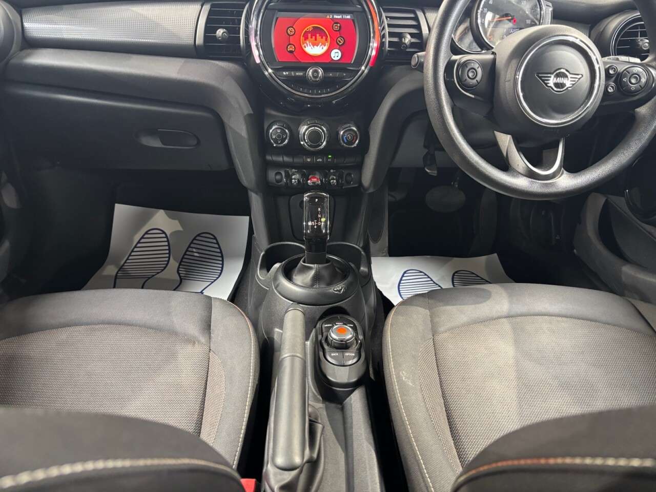 2018 MINI HATCH 2018 MINI HATCH