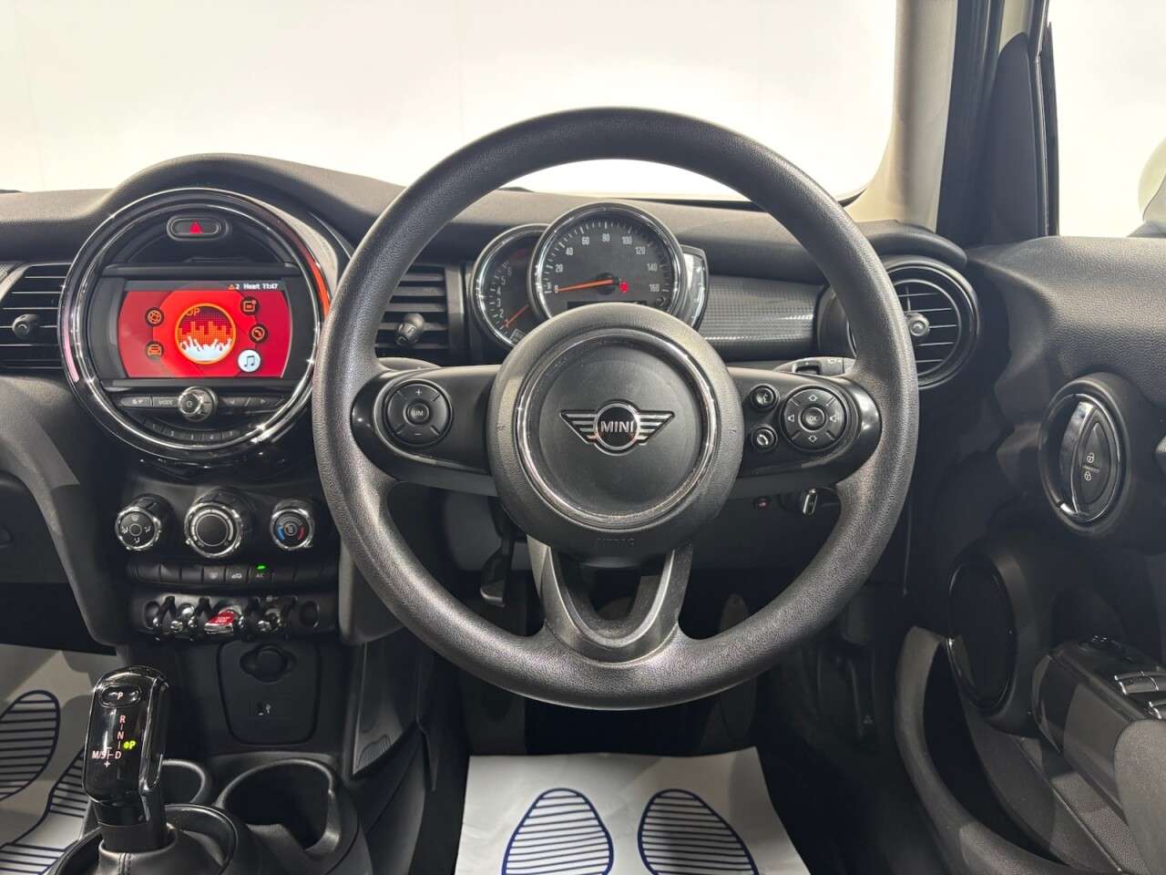 2018 MINI HATCH 2018 MINI HATCH