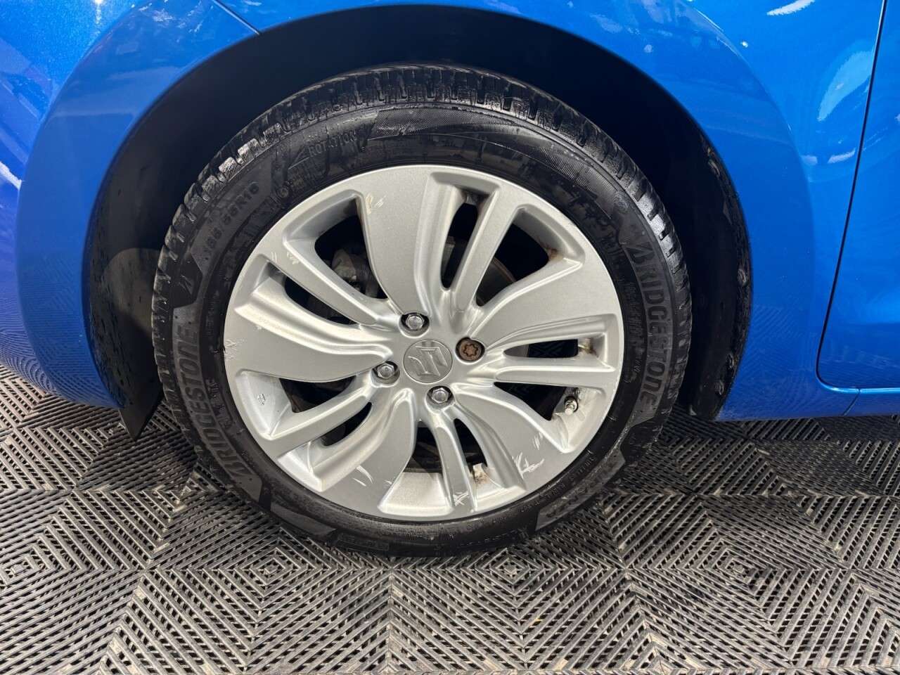 2019 SUZUKI SWIFT 2019 SUZUKI SWIFT