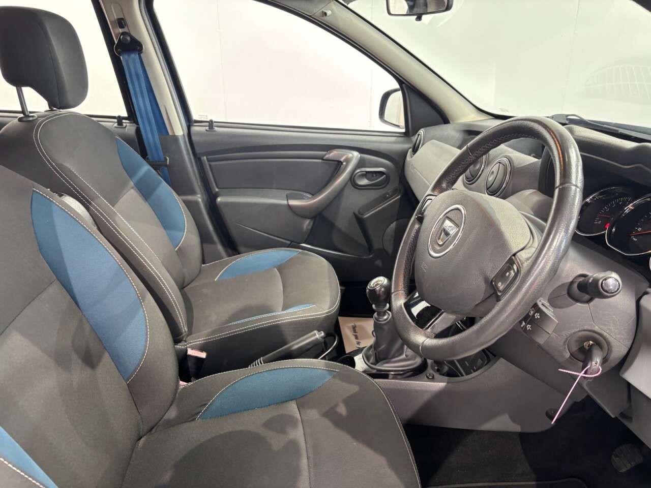 2015 DACIA DUSTER 2015 DACIA DUSTER