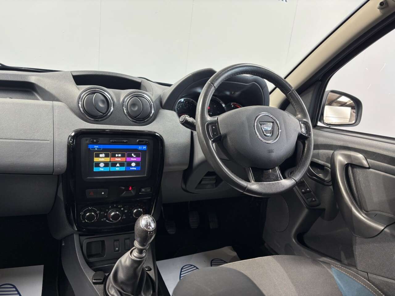 2015 DACIA DUSTER 2015 DACIA DUSTER