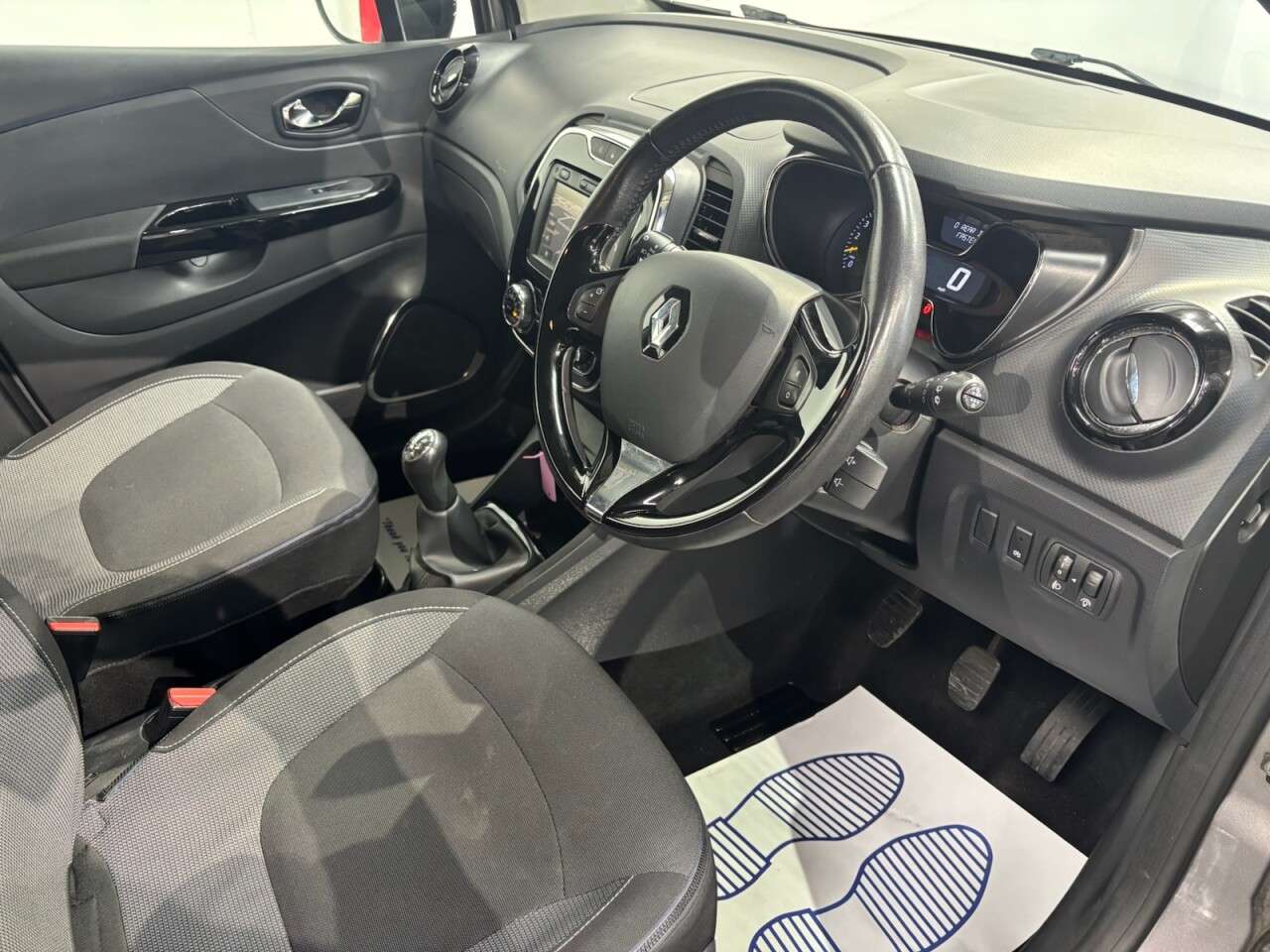 2015 RENAULT CAPTUR 2015 RENAULT CAPTUR