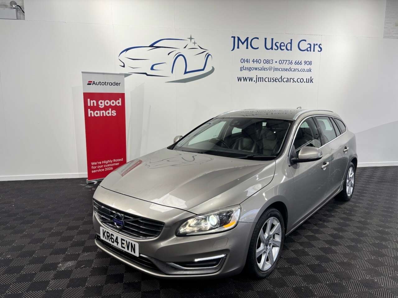 A 2014 VOLVO V60 2.4 D5 SE Lux Nav Estate 5dr Diesel Geartronic Euro 5 (215 ps) 1 YEAR MOT, A 2014 VOLVO V60 2.4 D5 SE Lux Nav Estate 5dr Diesel Geartronic Euro 5 (215 ps) 1 YEAR MOT,