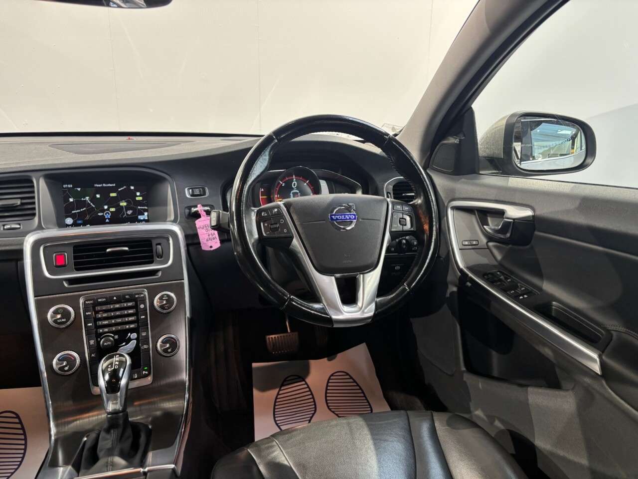 2014 VOLVO V60 2014 VOLVO V60