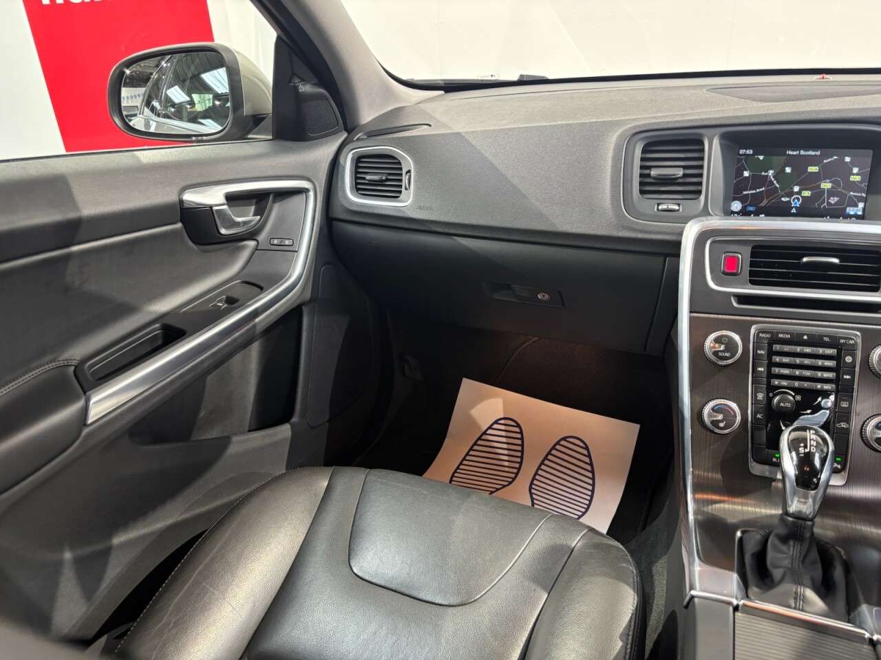 2014 VOLVO V60 2014 VOLVO V60
