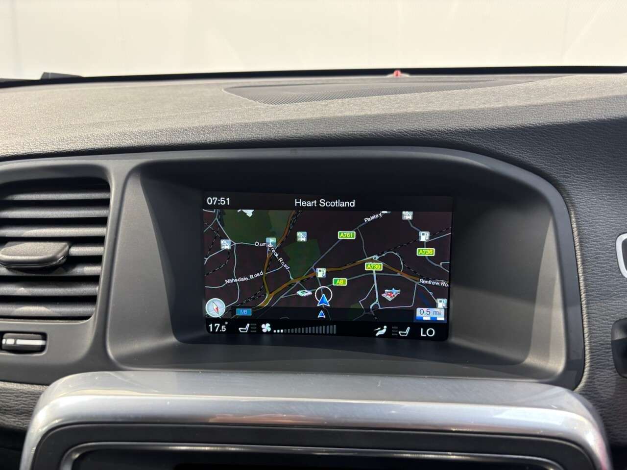 2014 VOLVO V60 2014 VOLVO V60