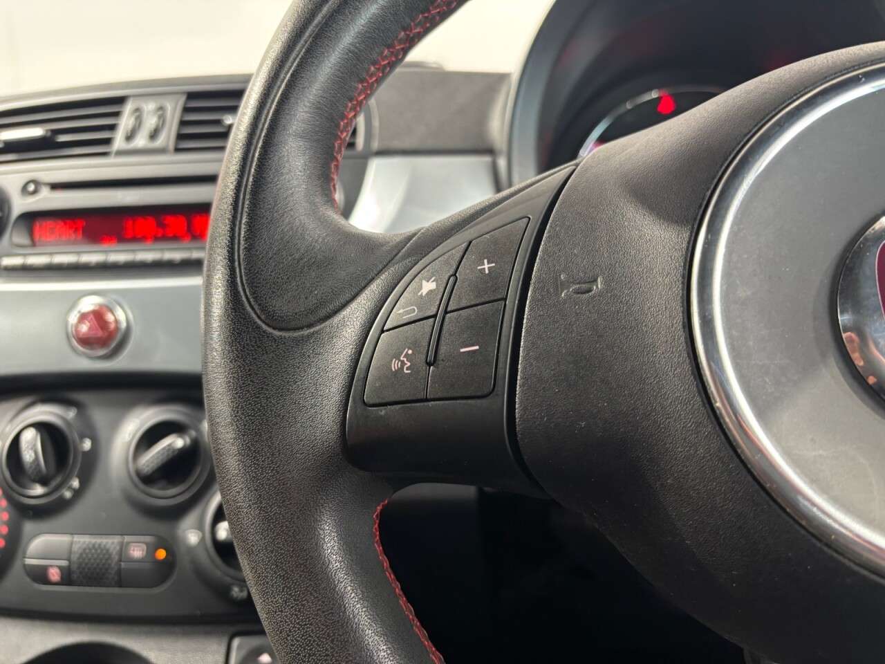2014 FIAT 500 2014 FIAT 500
