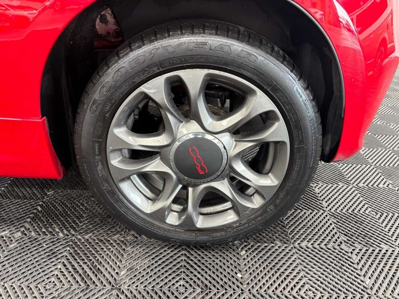 2014 FIAT 500 2014 FIAT 500