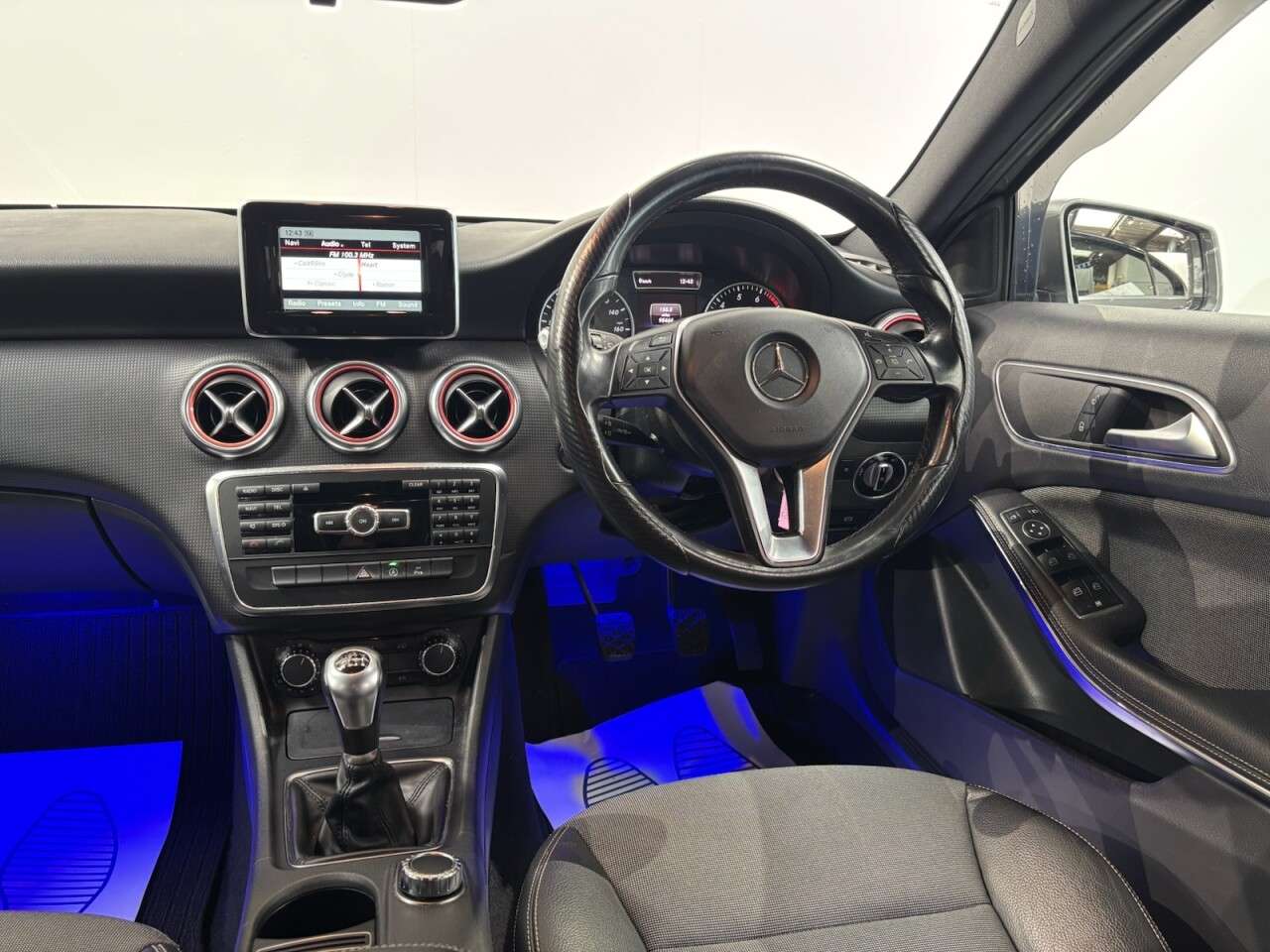 2015 MERCEDES-BENZ A CLASS 2015 MERCEDES-BENZ A CLASS