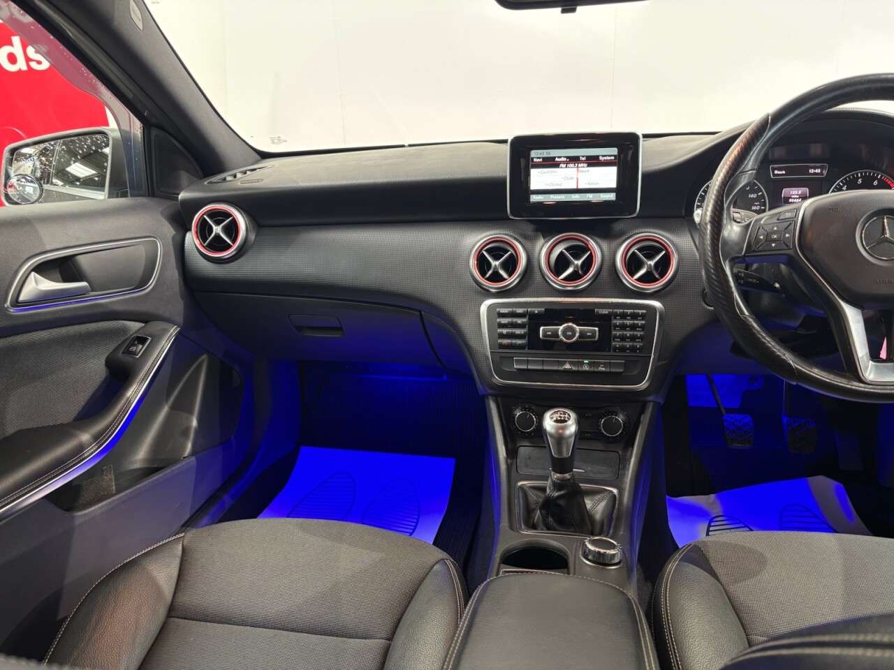 2015 MERCEDES-BENZ A CLASS 2015 MERCEDES-BENZ A CLASS