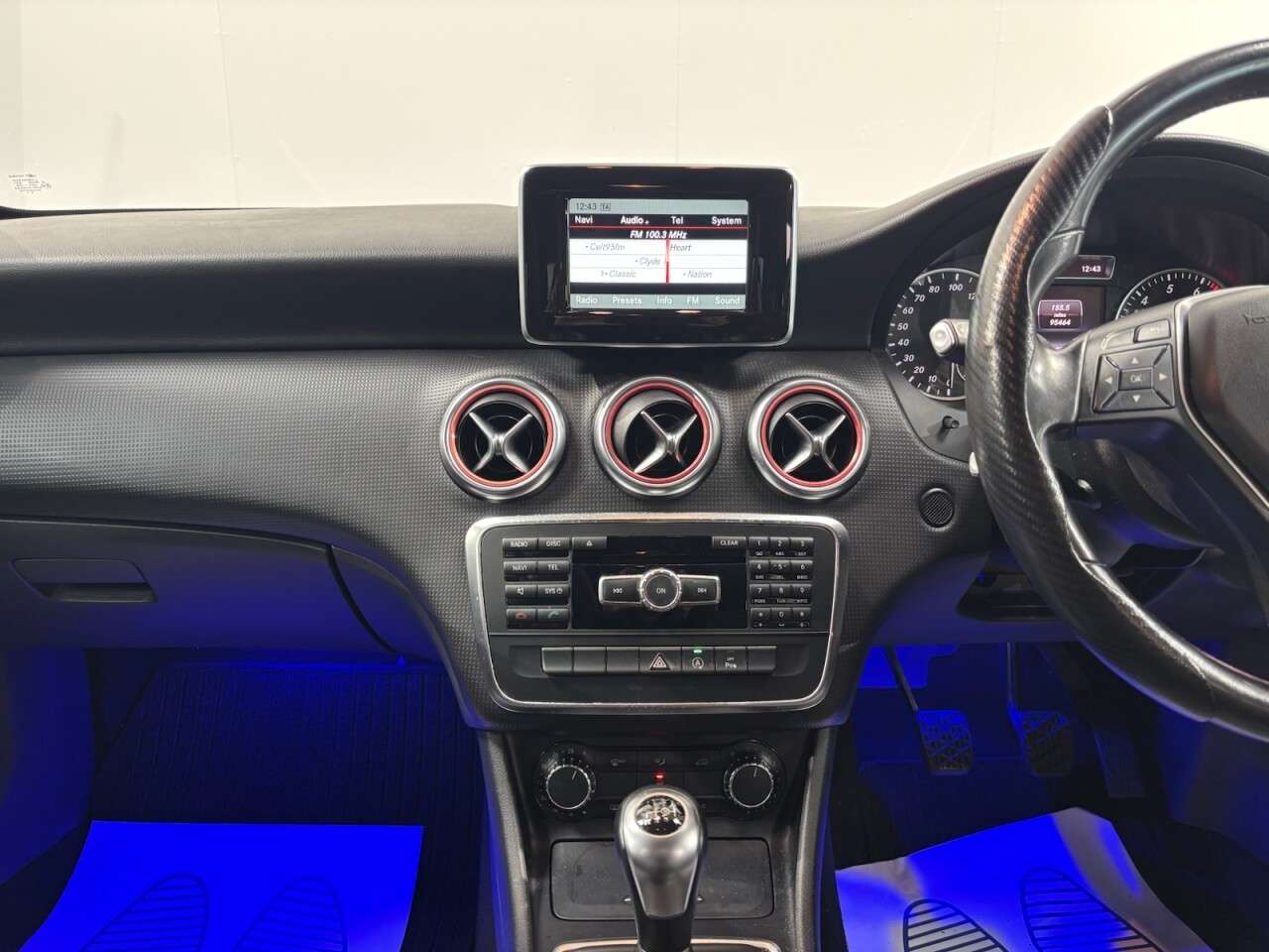 2015 MERCEDES-BENZ A CLASS 2015 MERCEDES-BENZ A CLASS