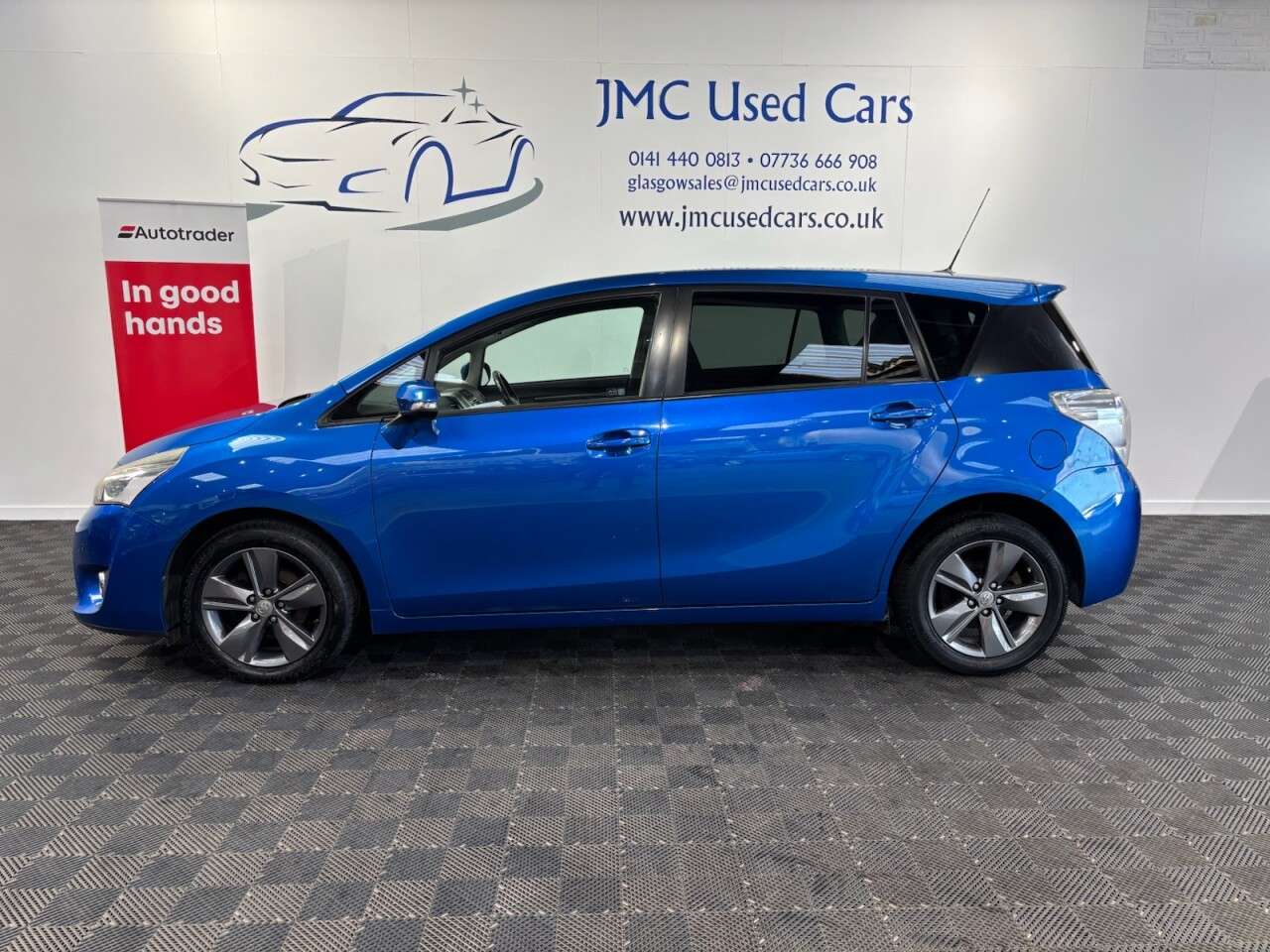 A 2015 TOYOTA VERSO 1.6 D-4D Trend MPV 5dr Diesel Manual Euro 5 (s/s) (110 bhp) BLUETOOTH, REVE A 2015 TOYOTA VERSO 1.6 D-4D Trend MPV 5dr Diesel Manual Euro 5 (s/s) (110 bhp) BLUETOOTH, REVE