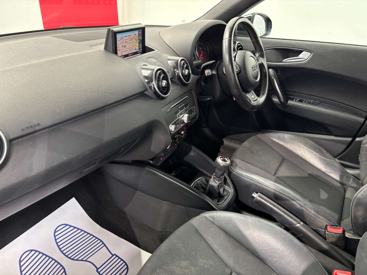 2016 AUDI A1 2016 AUDI A1