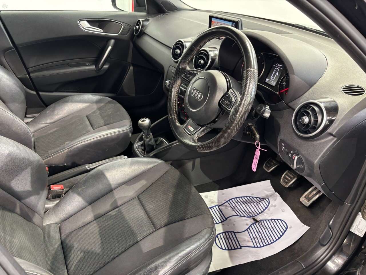 2016 AUDI A1 2016 AUDI A1