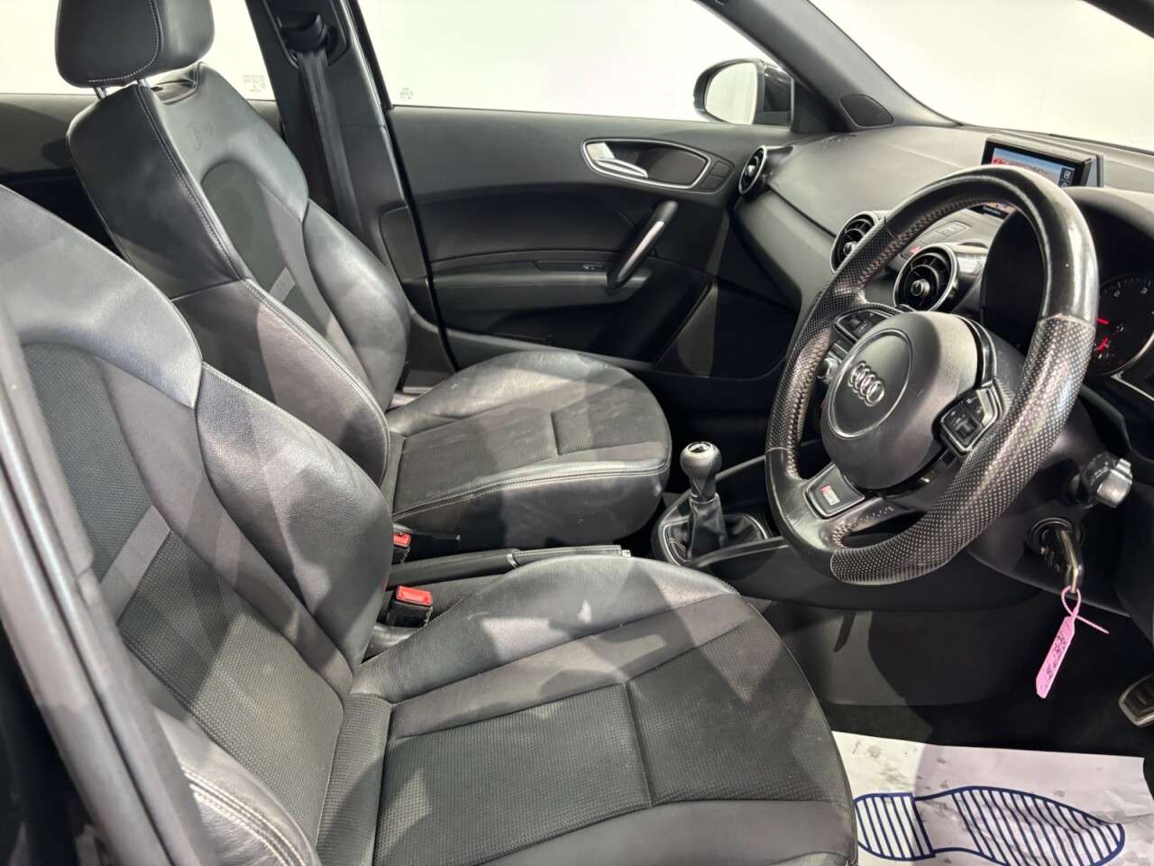 2016 AUDI A1 2016 AUDI A1