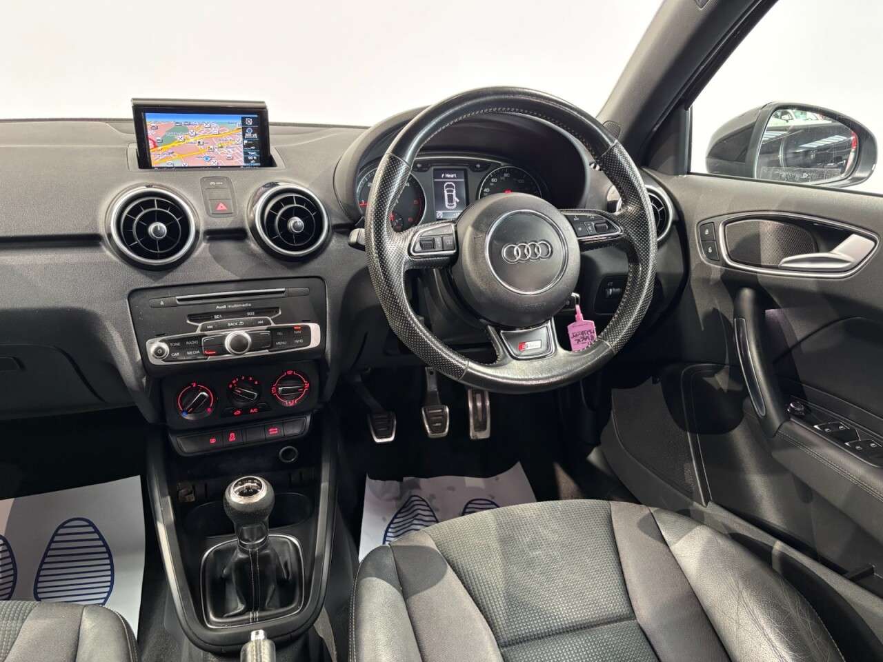 2016 AUDI A1 2016 AUDI A1