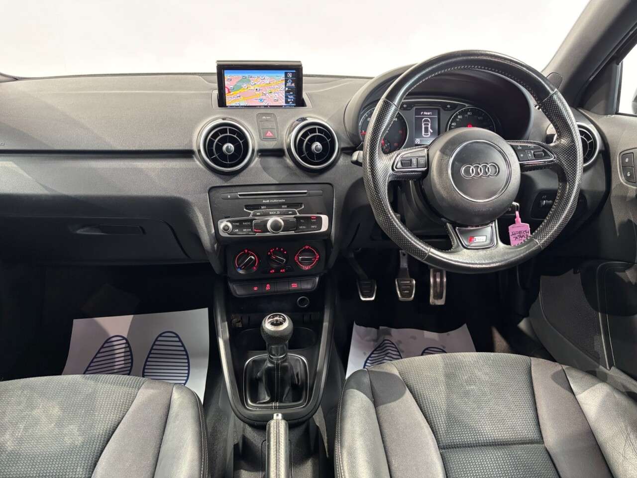 2016 AUDI A1 2016 AUDI A1
