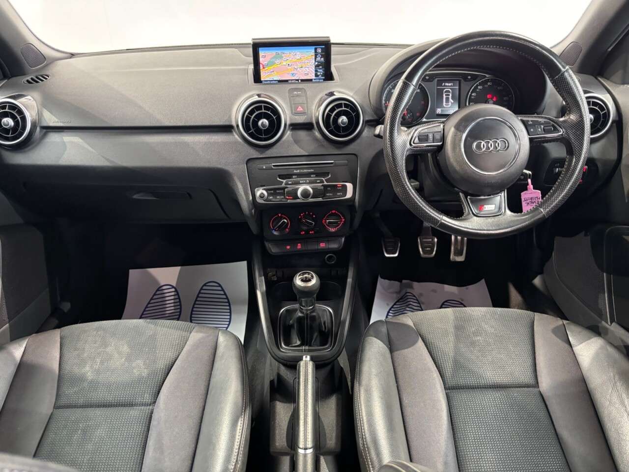 2016 AUDI A1 2016 AUDI A1